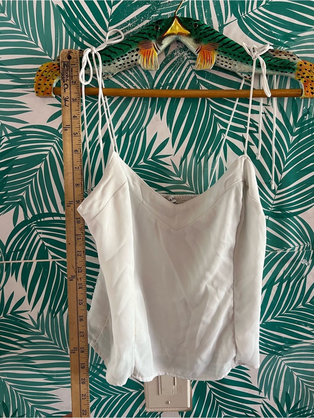 Abercrombie & Fitch White Tie-Strap Cami crop top Sz S - Picture 6 of 12